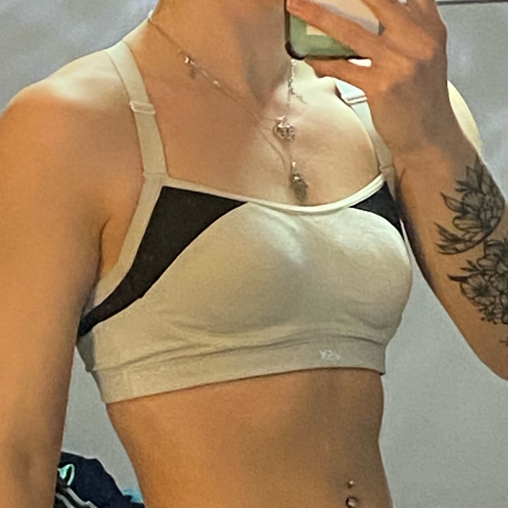 Sports bra - Picture 3 of 3